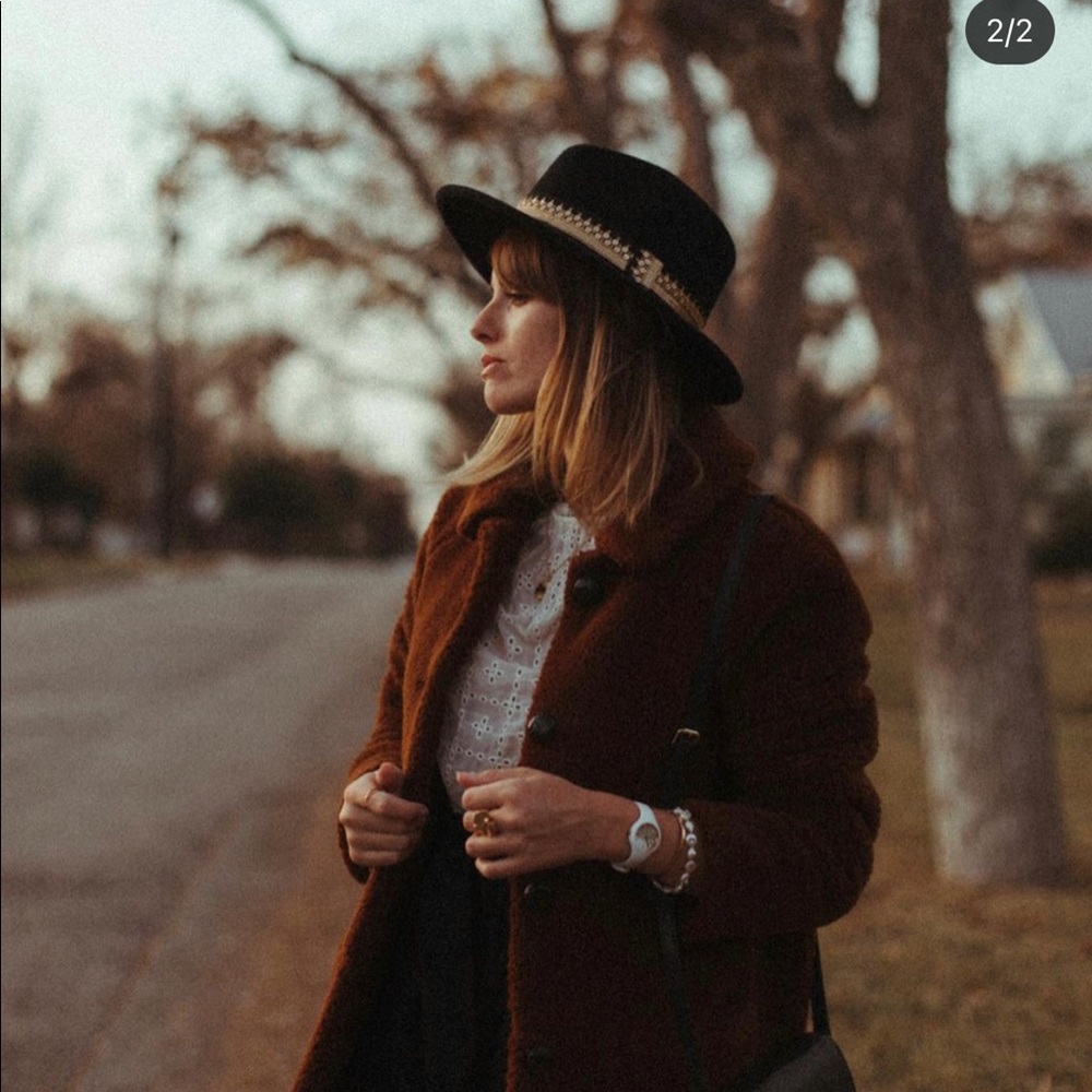 Black felt hat